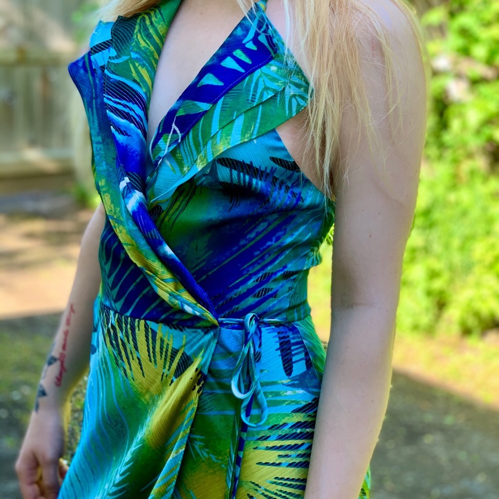 Cache Open-back Dress
